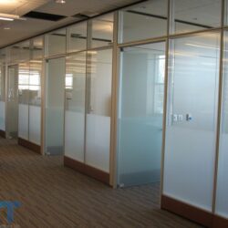 The Main Advantages Of Utilising Glass Office space Walls